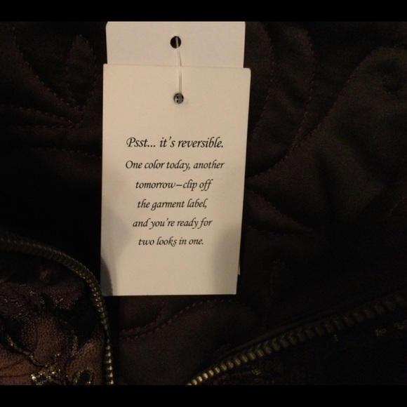 NWOT. Chico’s Reversible Quilted Vest, Dark Plum, XL. - Picture 8 of 9